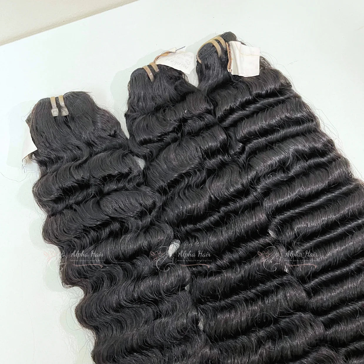 20-Inch Luxurious Vietnamese Cheap Long-Lasting Raw Hair Extensions Single Donor Deep Burmese Wave Wigs Raw Human Hair Wigs