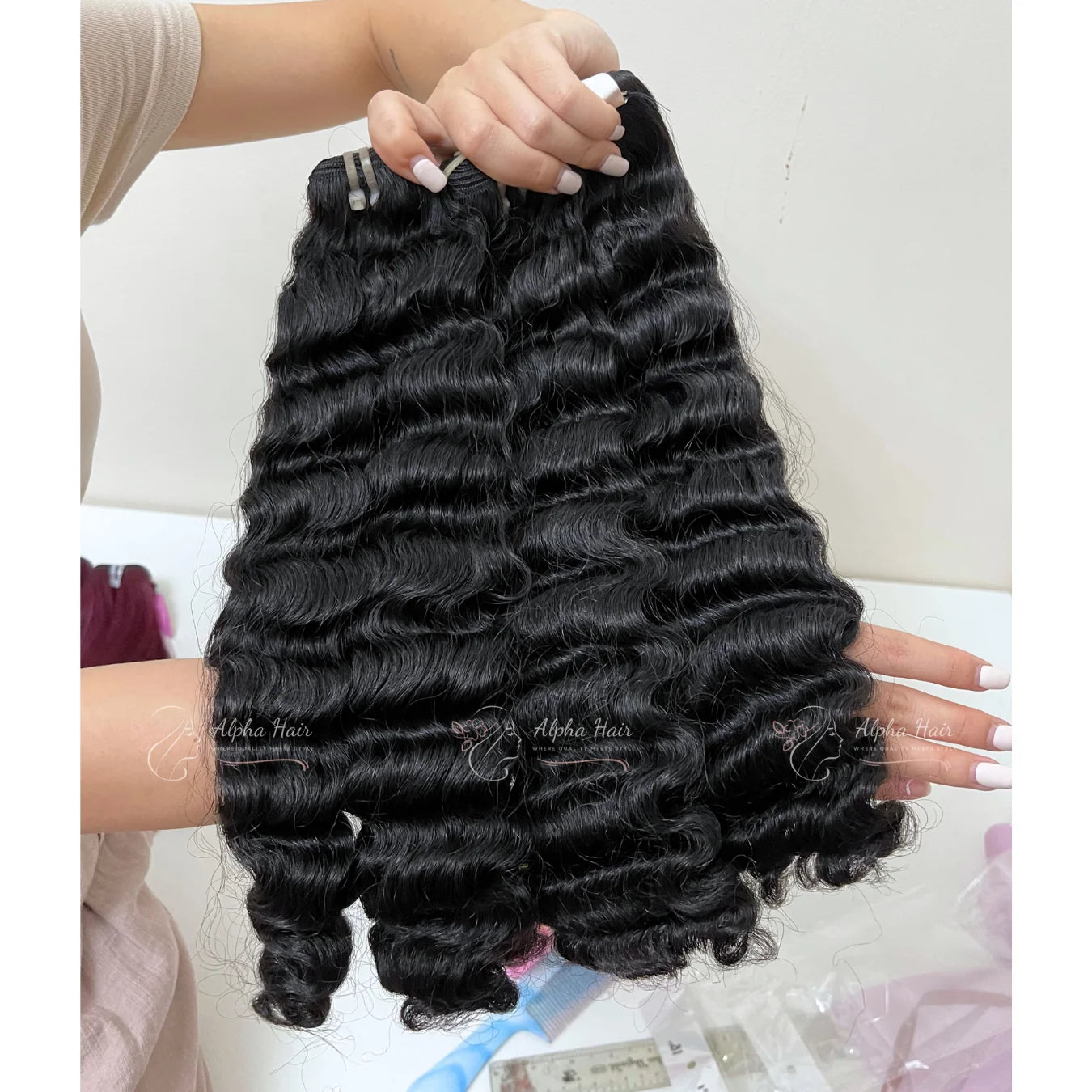 20-Inch Luxurious Vietnamese Cheap Long-Lasting Raw Hair Extensions Single Donor Deep Burmese Wave Wigs Raw Human Hair Wigs